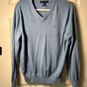 Tommy Hilfiger Men’s Premium Cotton V-Neck Sweater – Light Blue, Size Large
